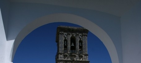 Arcos de la Frontera - Plaza del Cabildo i kościół Iglesia de Santa María