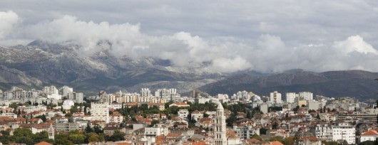 Split - panorama miasta. Tak piękny widok można oglądać ze wzgórza Marjana