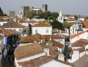 Obidos - widok na miasteczko z murów obronnych