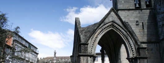 Guimarăes - Igreja da Oliveira e Padrão do Salado