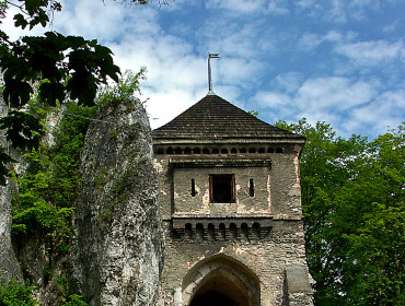 Brama zamku w Ojcowie