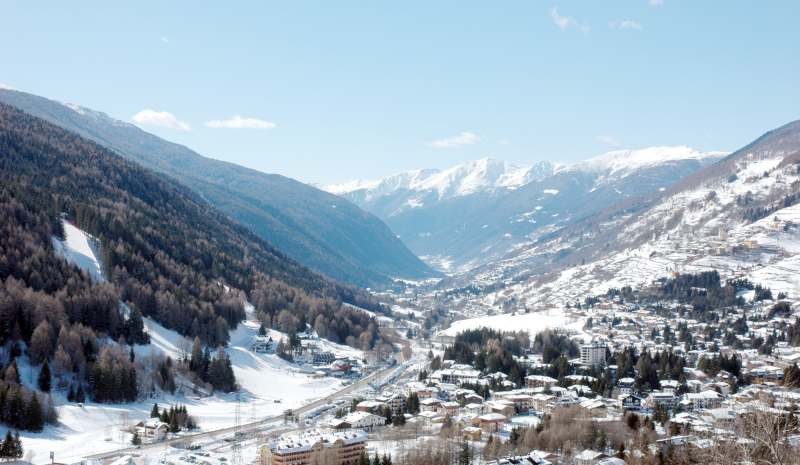 Ponte di Legno - widok na miasteczko