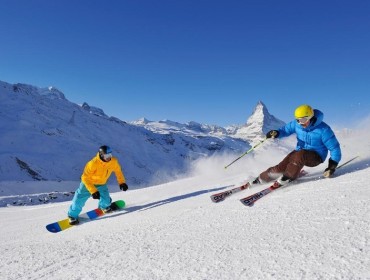 Jazda na nartach w ośrodku Zermatt