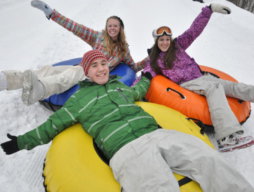 Snowtubing to kupa śmiechu i dobrej zabawy