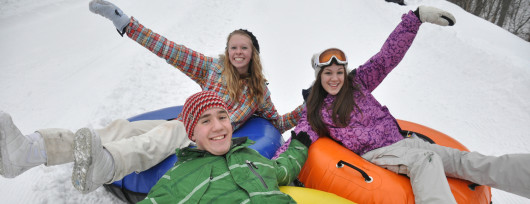 Snowtubing to kupa śmiechu i dobrej zabawy