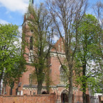 Neogotycki kościół w Wąwolnicy