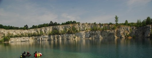 Ćwiczenia nurków w Zakrzówku. Źródło - http://www.nowa-ama.pl/pamietnik_foto/zakrzowek_maj_2009/DSC_0768.jpg