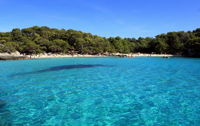 Plaża Cala Turqueta na Menorce - Archipelag Balearów