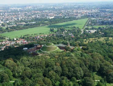 Panoramiczny widok na Błonia