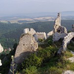 Ruiny zamku w Čachticach gdzie mieszkała wampirzyca Elżbieta Batory