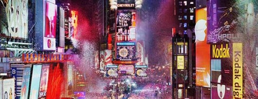 Rozświetlony ferią barw i fajerwerków Times Square