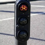 Specjalna sygnalizacja świetlna dla rowerzystów w Amsterdamie