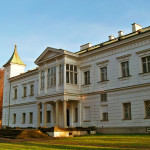 Pałac w Falentach. Źródło: Wikipedia