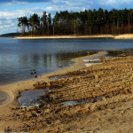 Zalew w Nieliszu już niedługo ma się stać oferującym szereg atrakcji kąpieliskiem z prawdziwego zdarzenia (www.roztocze.net)