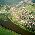 Widok z lotu ptaka na Brok i Bug. Źródło: www.brok.pl