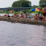Plaża nad Bugiem w Broku. Źródło: www.brok.pl