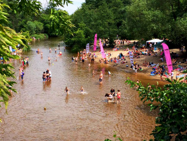 Kąpielisko nad Świdrem w Otwocku (źródło: Fanpage Otwockiej Plaży Miejskiej)