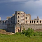 Monumentalny zamek Krzyżtopór w Ujeździe to architektoniczny majstersztyk